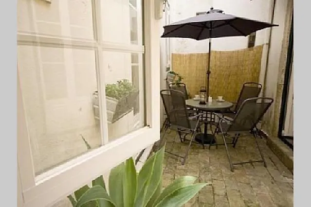 Camoes Deluxe Bairro Alto Apartment Lisbon