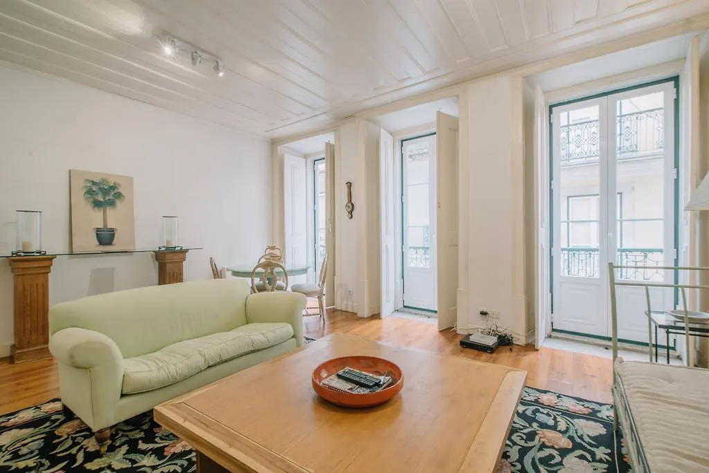 Camoes Deluxe Bairro Alto Apartment Lisbon